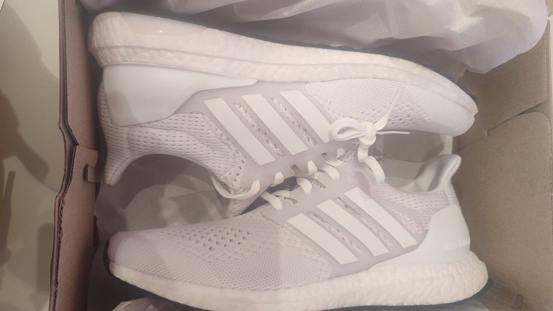 Ultra boost 3. triple white best sale womens