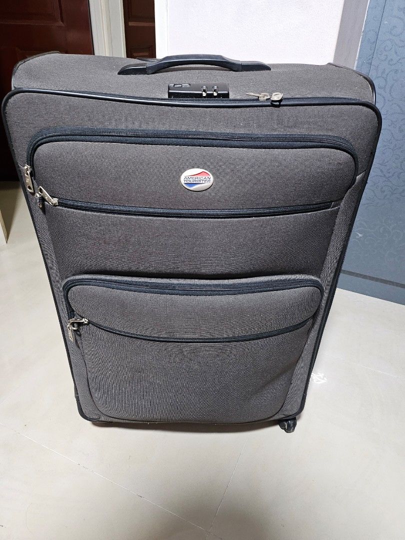 American tourister 2025 32 inches