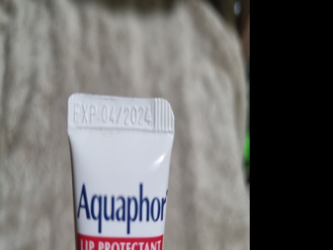 AQUAPHOR LIP PROTECTANT + SUNSCREEN, Beauty & Personal Care, Face