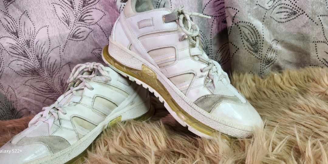 Burberry sneakers store mens gold