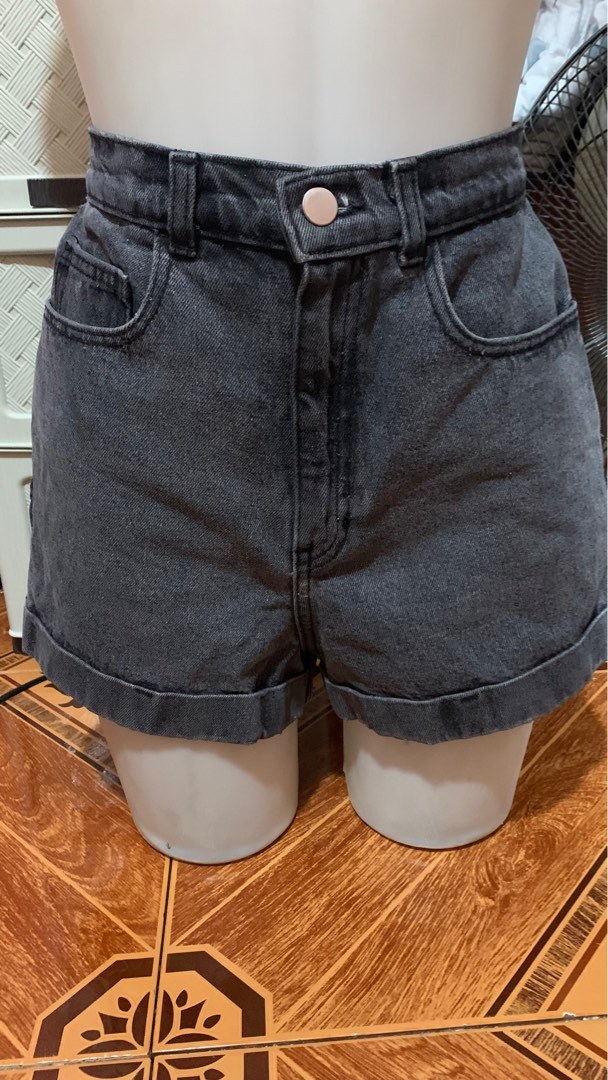 AUTHENTIC AMERICAN APPAREL, Women's Fashion, Bottoms, Shorts on Carousell