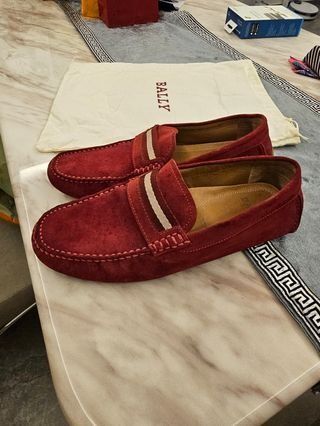 Authentic Bally Mens Pearce Red Suede Drivers Shoes