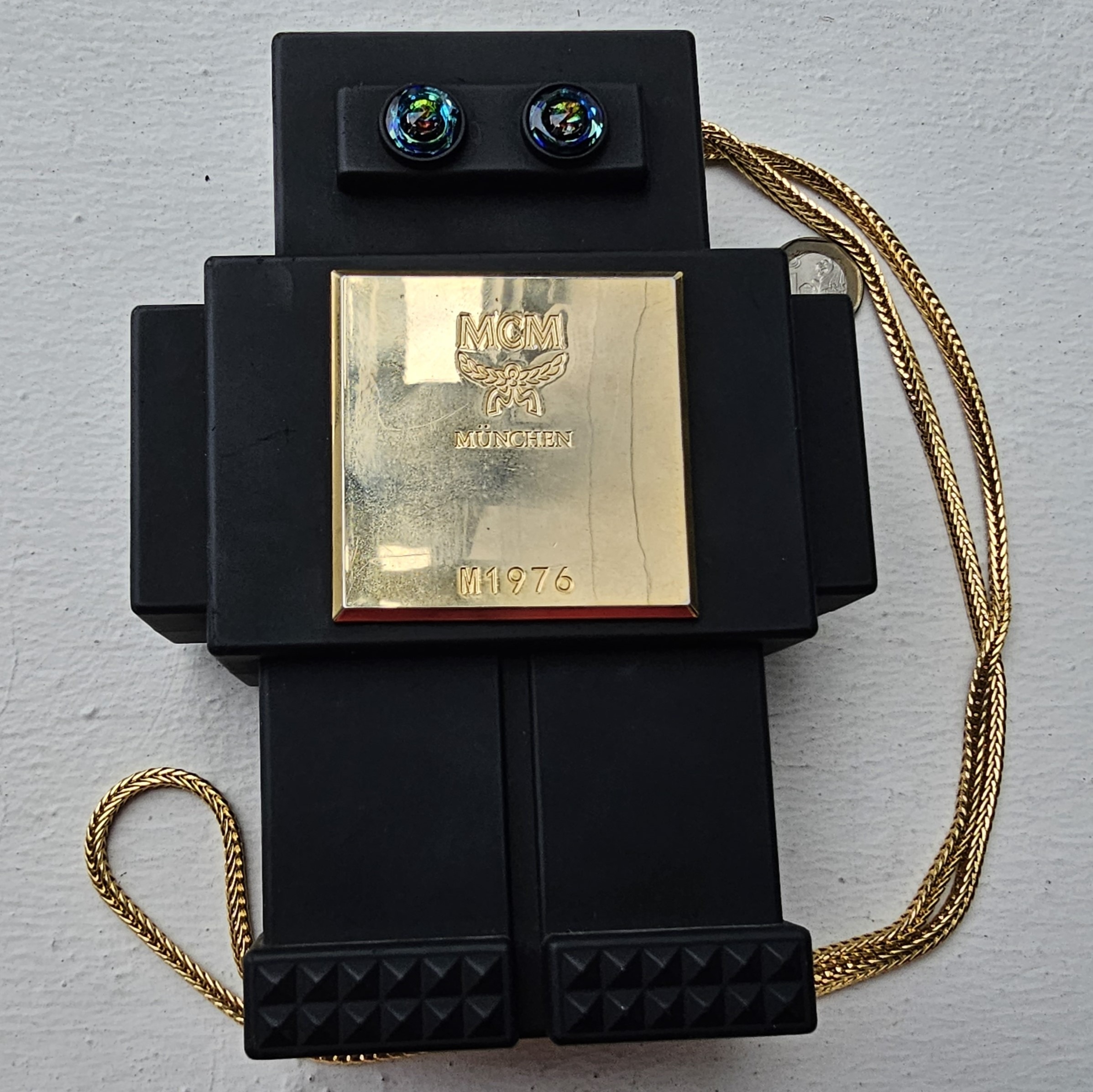 Mcm hotsell robot bag