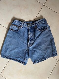 (Category: ) located in . Submitted by shopflorence (Listing ID 1279205201, Image 1). Description: .