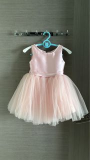 Wedding frock hotsell for baby girl