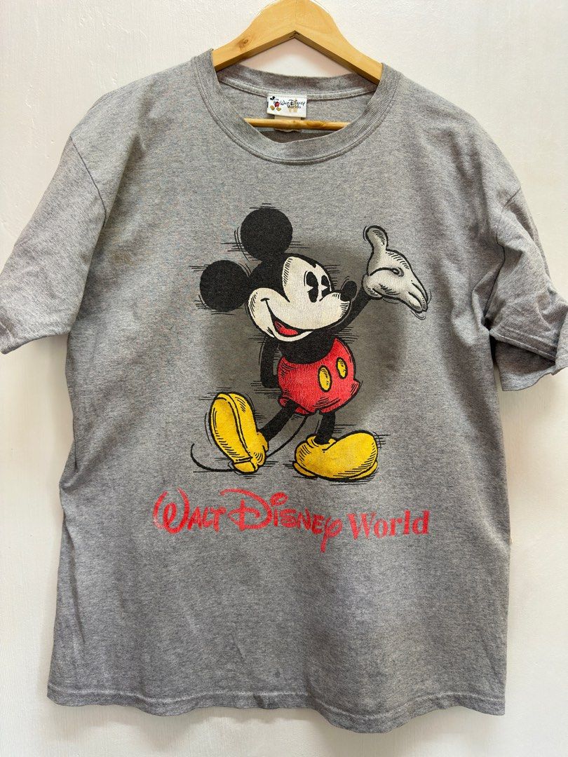 Baju tshirt mickey mouse vintage size L Women s Fashion Tops