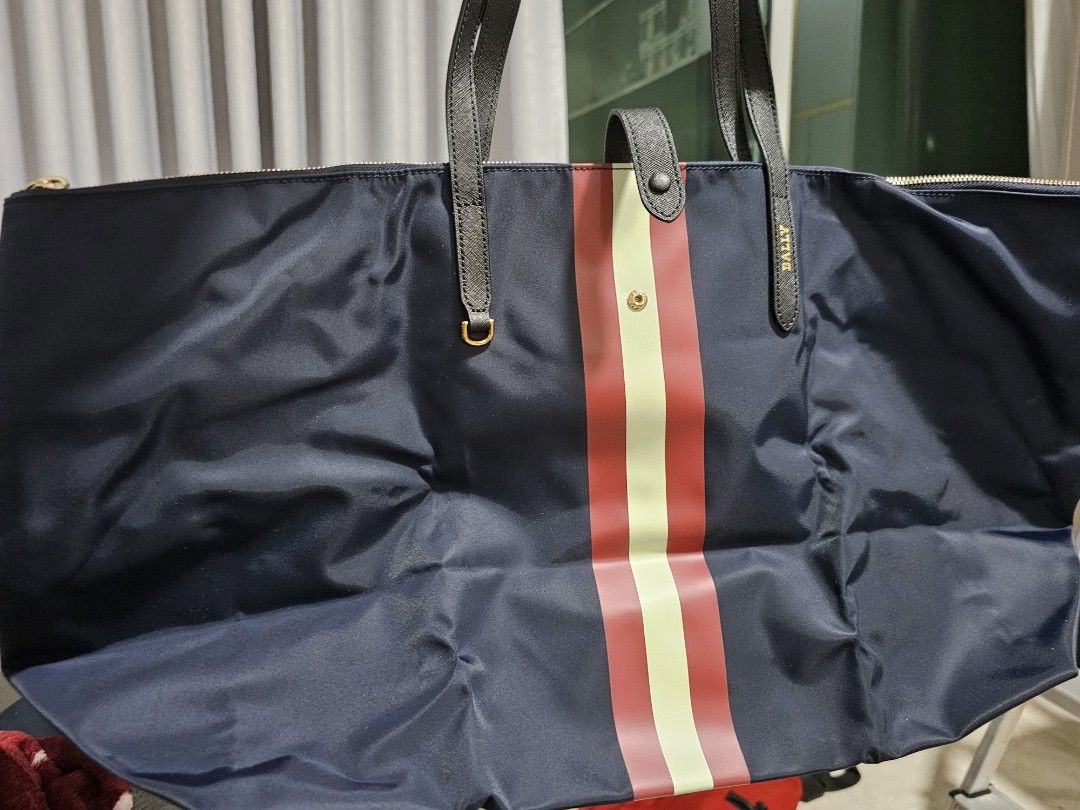 Bally foldable hot sale travel bag price