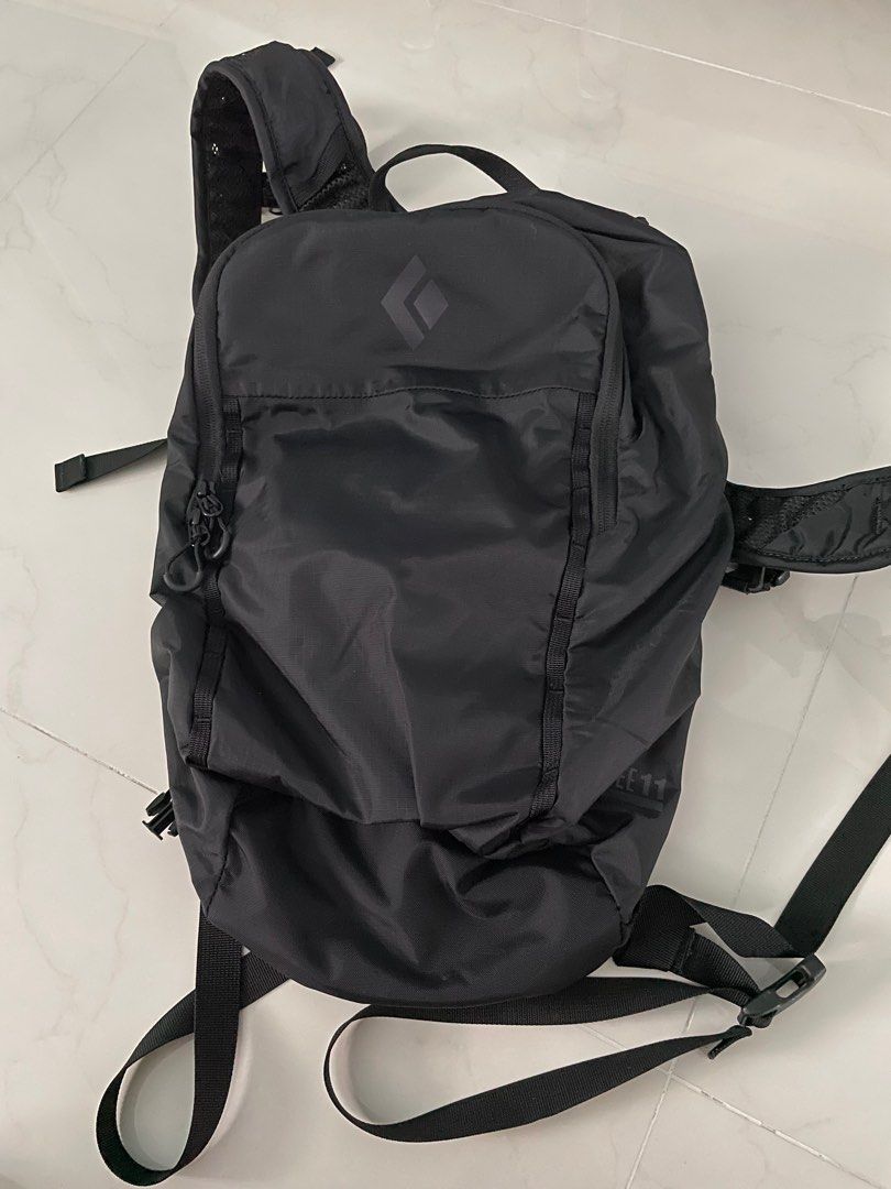 Black diamond bbee 11l top backpack