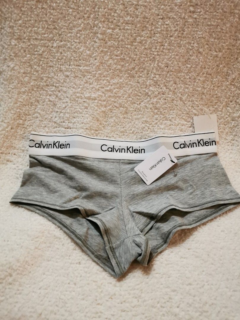 CALVIN KLEIN Boyshorts Underwear 🇨🇦, Women's Fashion, Undergarments &  Loungewear on Carousell