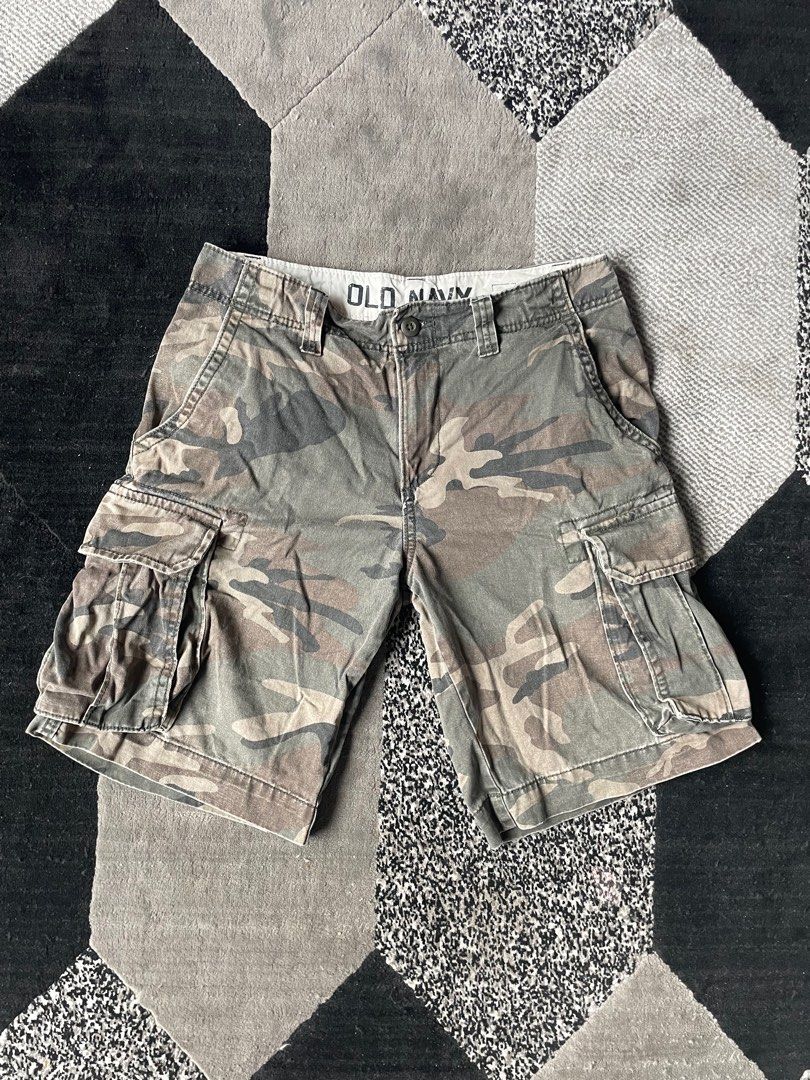 Camouflage shorts sales old navy