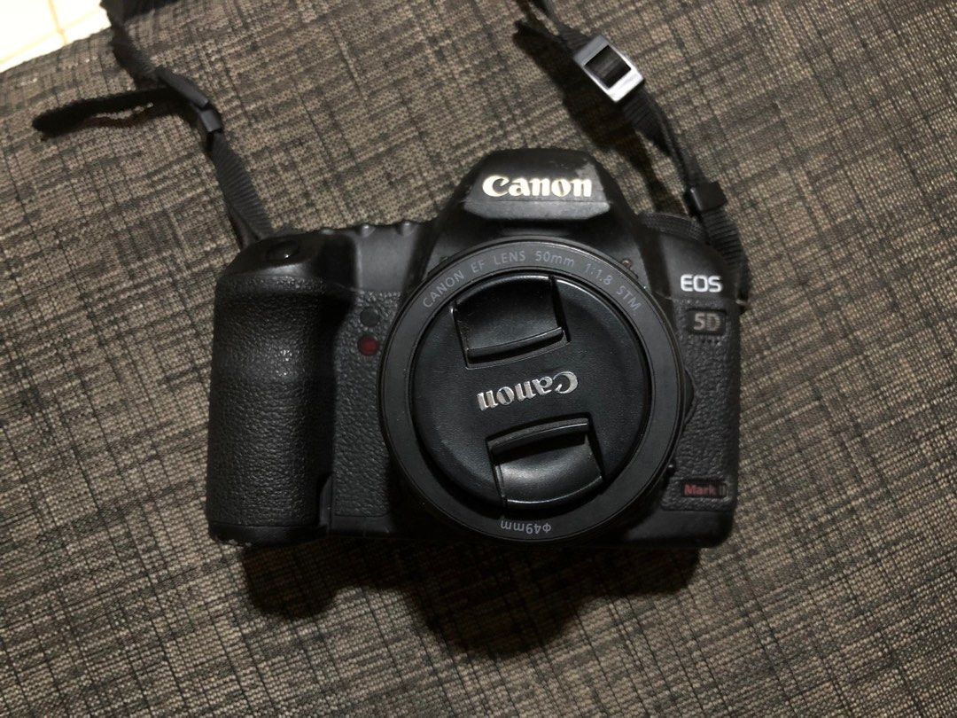 Canon 5D Mark 2 with 50mm f1.8 STM