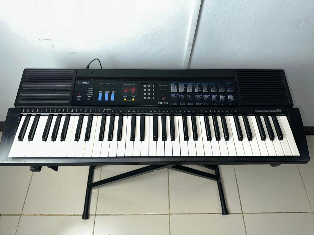 Casio CTK 530 Piano Touch Response Keyboard Organ 61 Keys