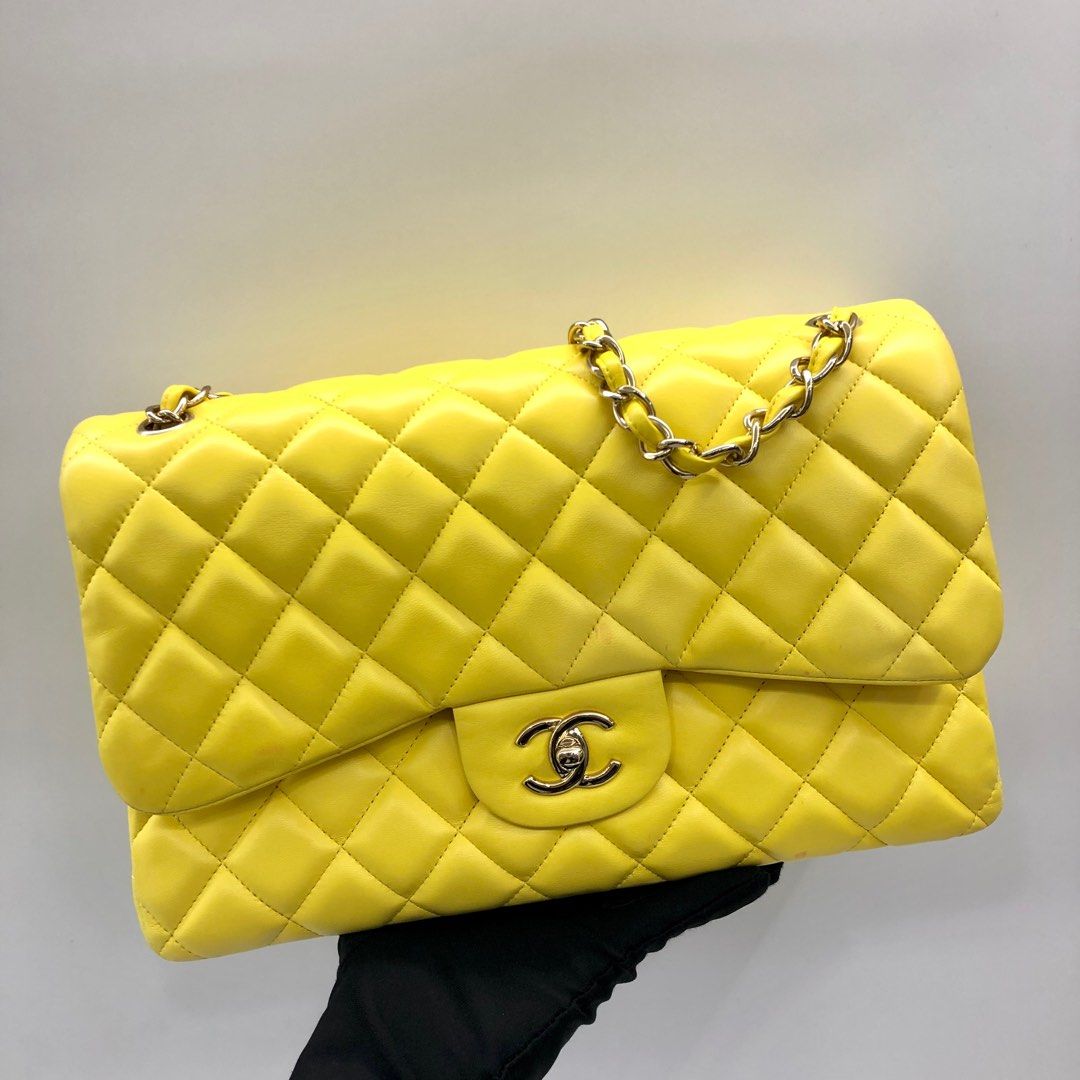 CHANEL MATELASSE LAMBSKIN NO.15 DOUBLE FLAP JUMBO 30CM YELLOW LEATHER SHOULDER BAG 247001429