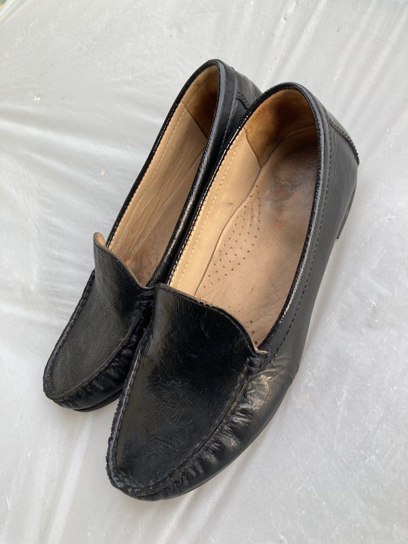 Clarks hush sales puppies womens