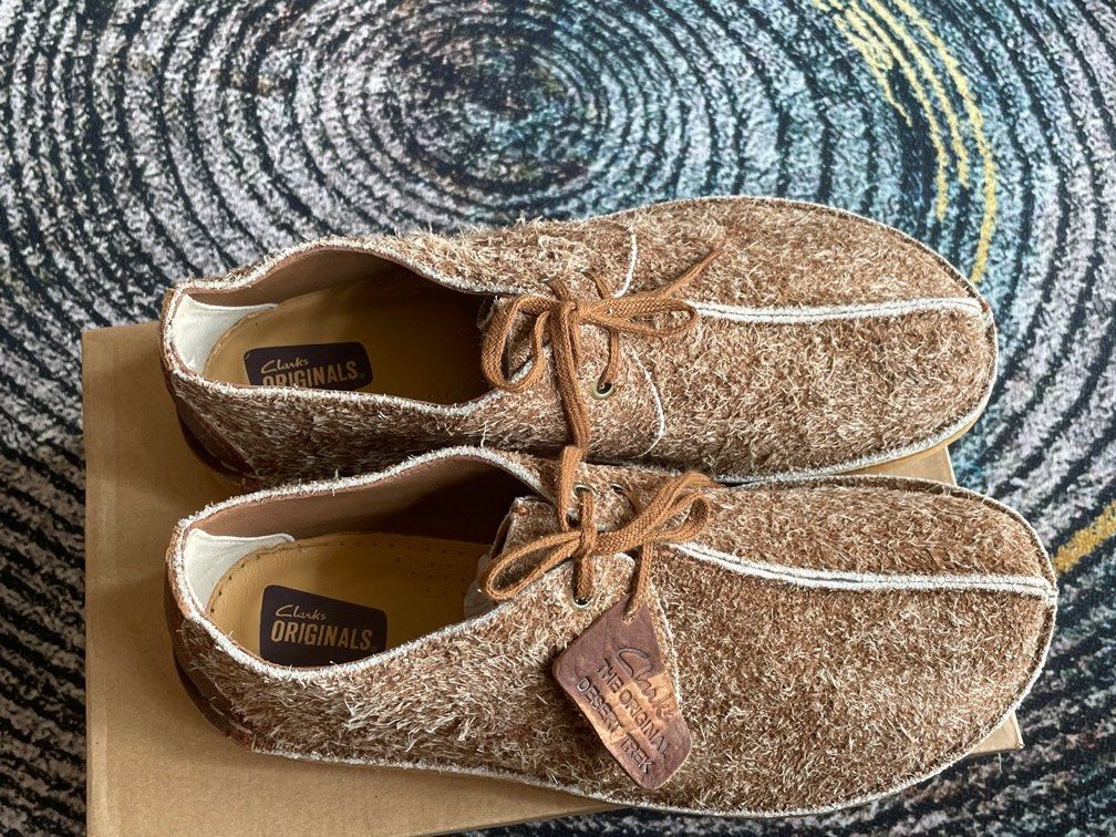 Clarks desert trek on sale cola