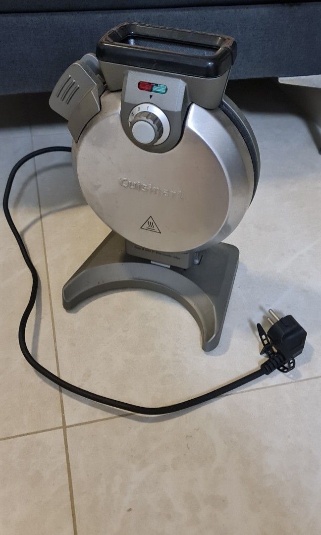 Cuisinart Vertical Waffle maker, TV & Home Appliances, Other Home
