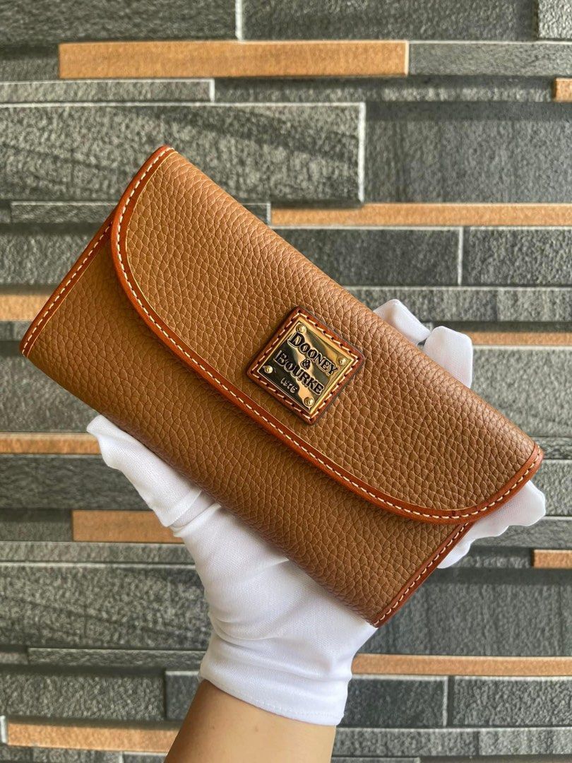 Dooney wallet