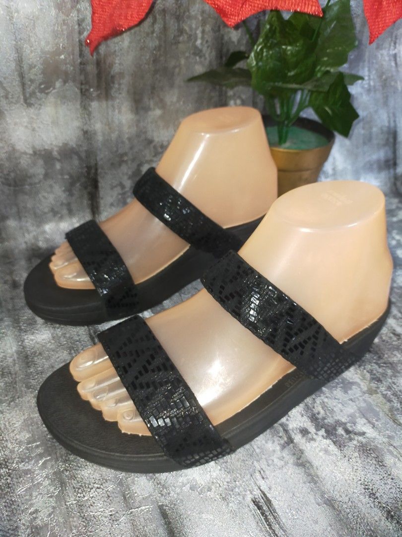 Lottie chevron wedge flip flop hot sale