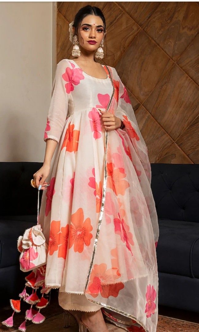 Nice punjabi suit shop
