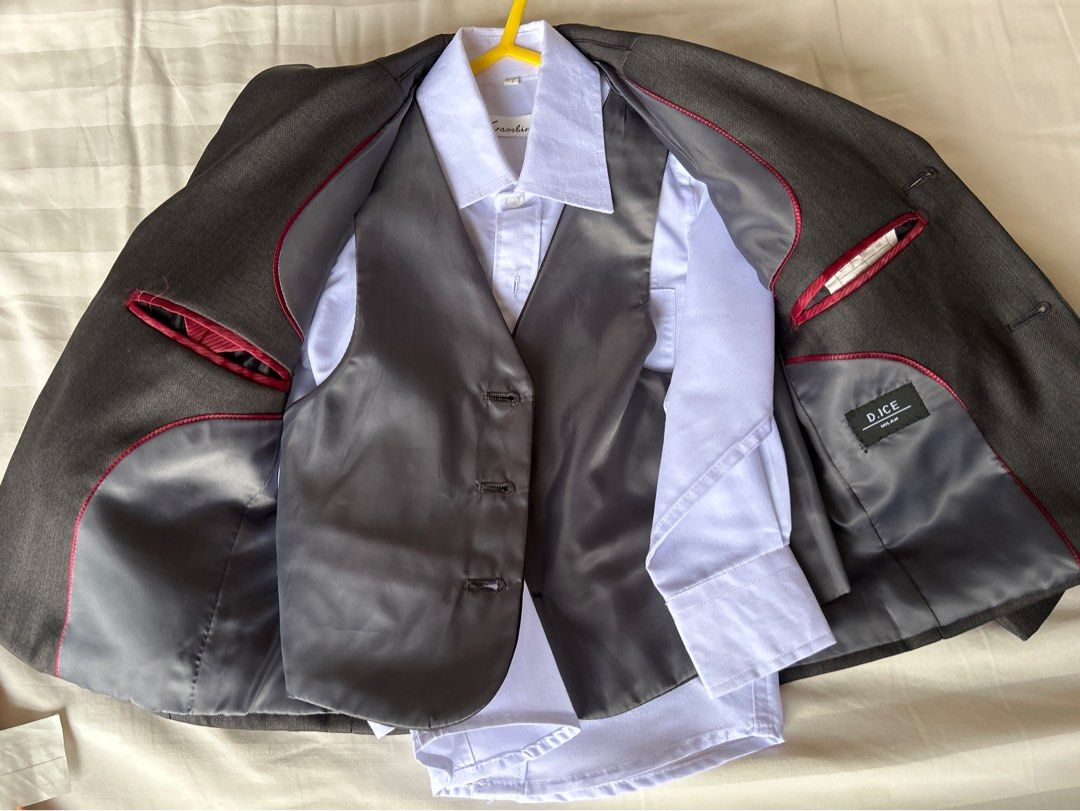 Amazon.com: Boys Suit Wedding Jacket Pants Vest Three Piece Kids Shawl  Collar Blazer 3-16 Years Old Custom Outfit Black: Clothing, Shoes & Jewelry