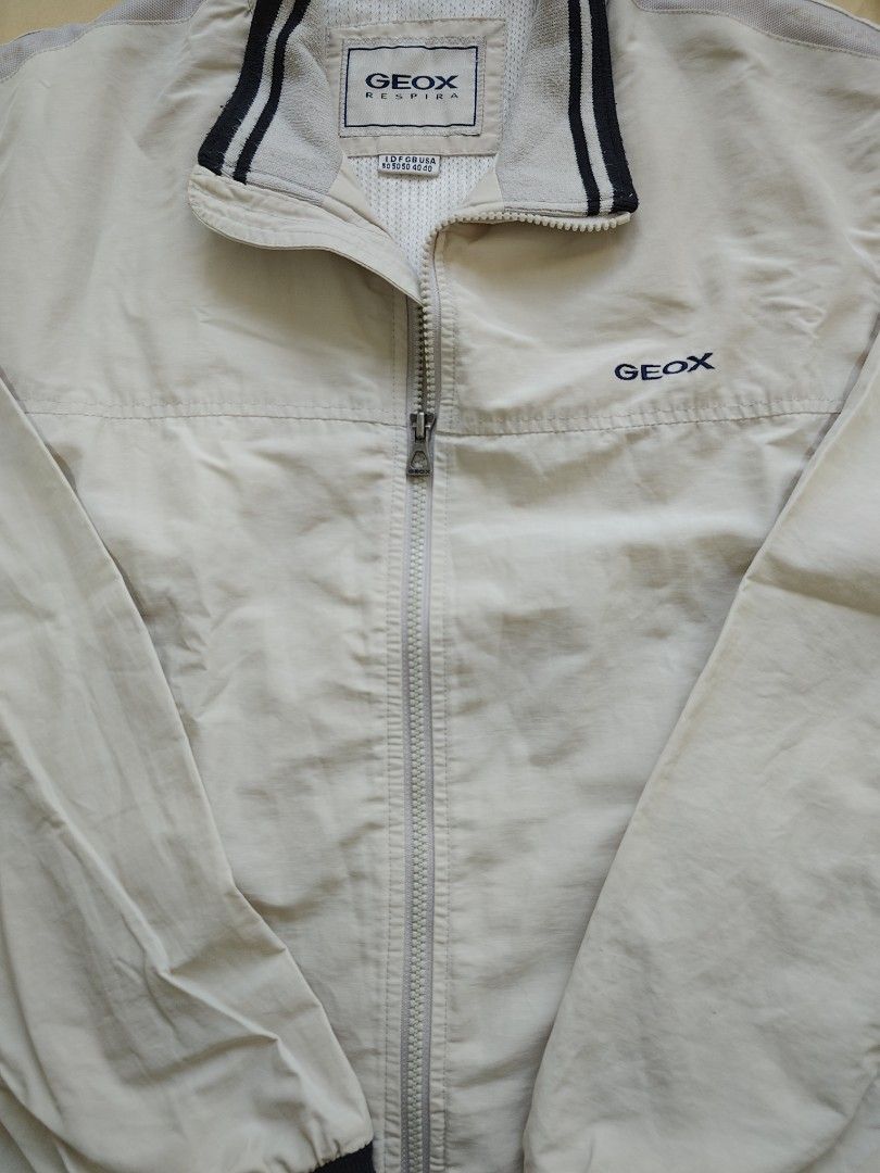 Geox Respira Bomber Jacket, Men's Fashion, Coats, Jackets and Outerwear ...
