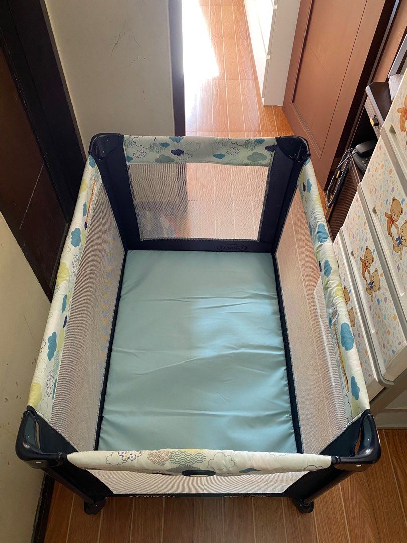 Graco portable bed on sale