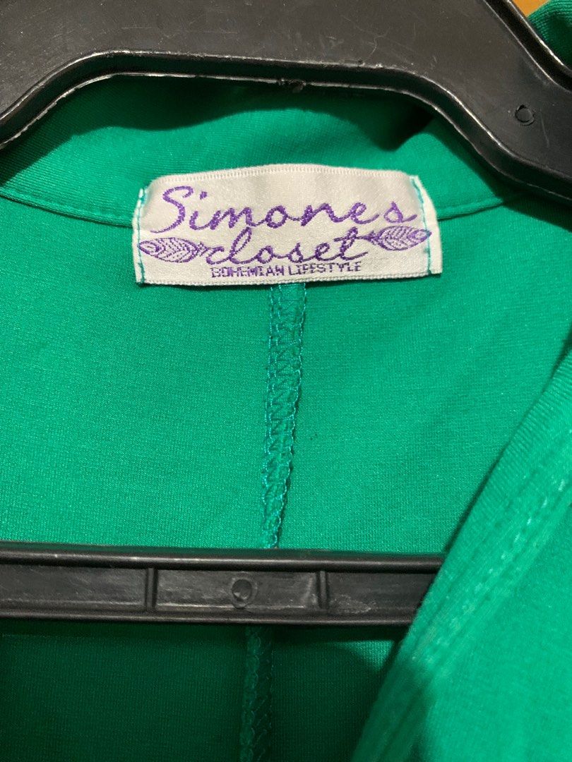 Green Collared Maxi Dress - Simone’s Closet (Category: Dresses) located in Bacoor. Submitted by raphaella28 (Listing ID 1278986927, Image 2). Description: Green Collared Maxi Dress - Simone’s Closet Size: Can fit up to 2XL With pockets Stretchable fabric.