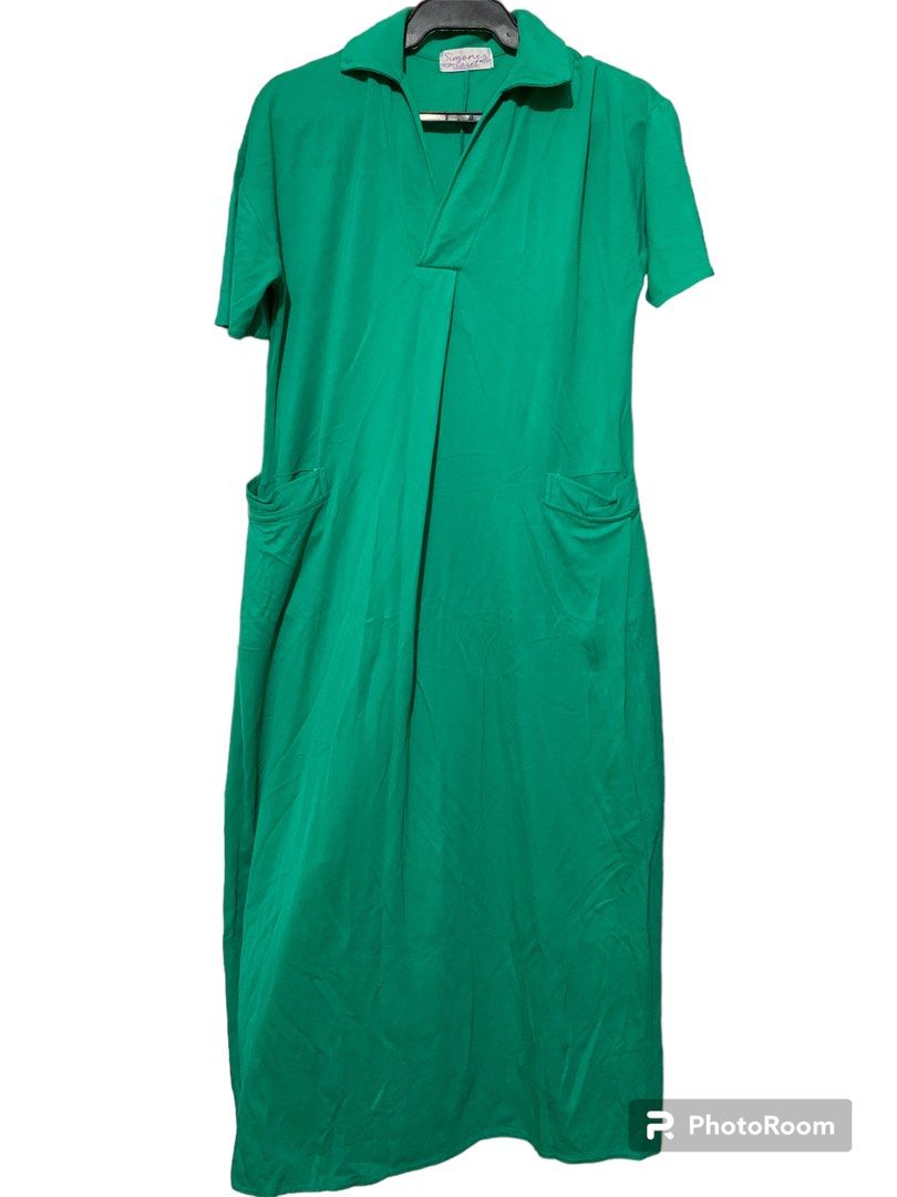 Green Collared Maxi Dress - Simone’s Closet (Category: Dresses) located in Bacoor. Submitted by raphaella28 (Listing ID 1278986927, Image 1). Description: Green Collared Maxi Dress - Simone’s Closet Size: Can fit up to 2XL With pockets Stretchable fabric.