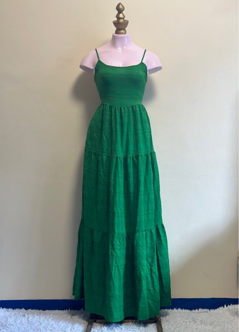 Green maxi dress (Category: Dresses) located in Quezon City. Submitted by plines (Listing ID 1279007532, Image 1). Description: .