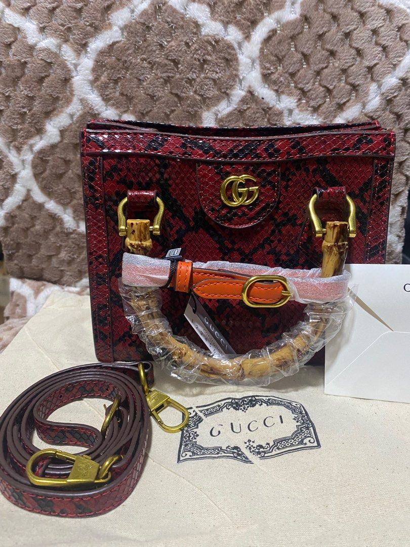 Gucci snake sales shoulder bag