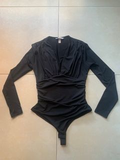 H&M Black Longsleeves Bodysuit
