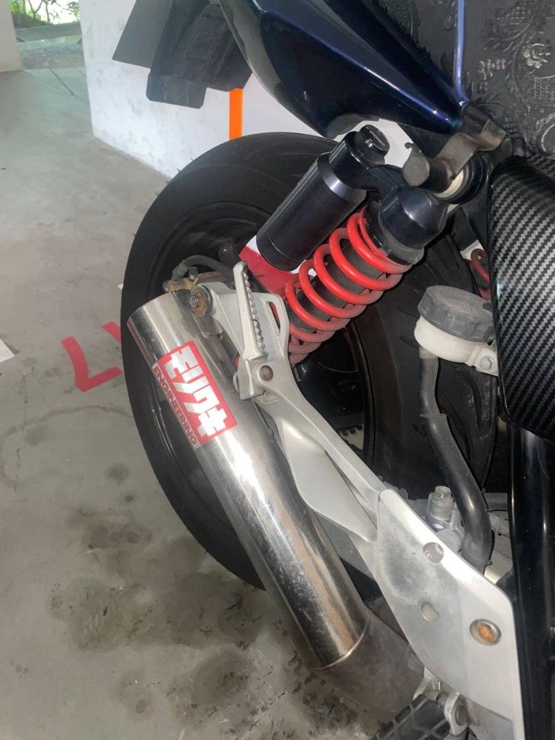 moriwaki exhaust cb400