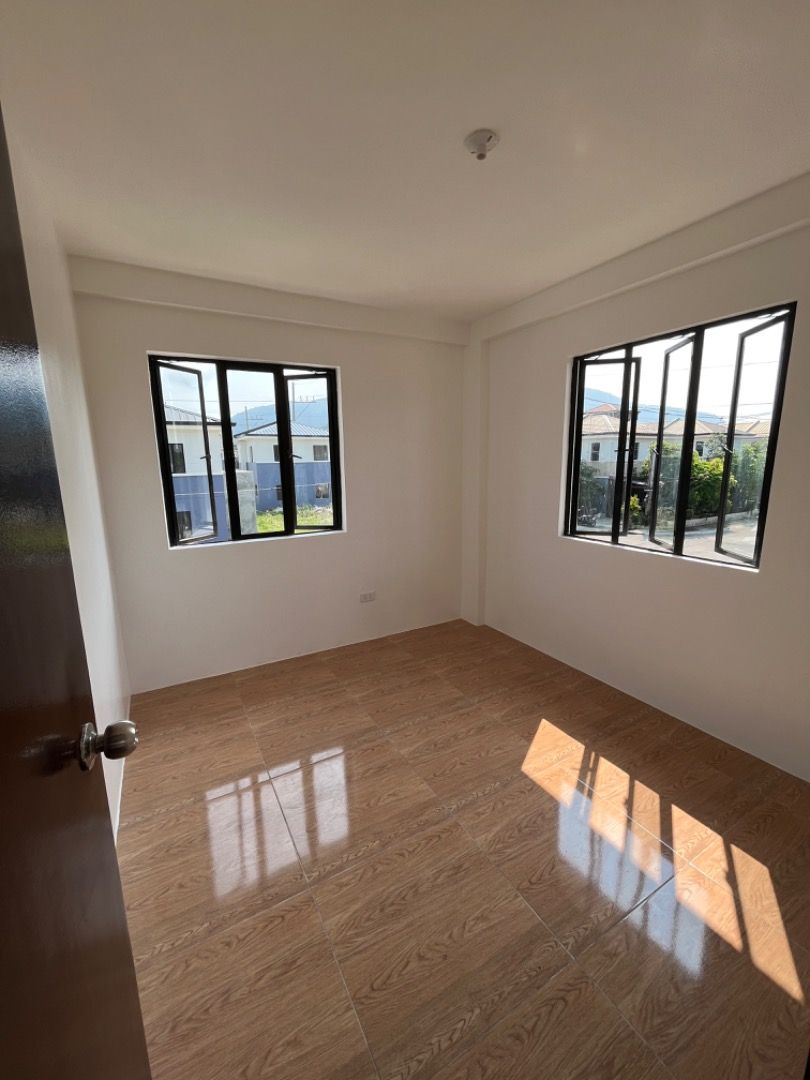 House and Lot for Rent La Aldea Del Monte, Santo Tomas Batangas