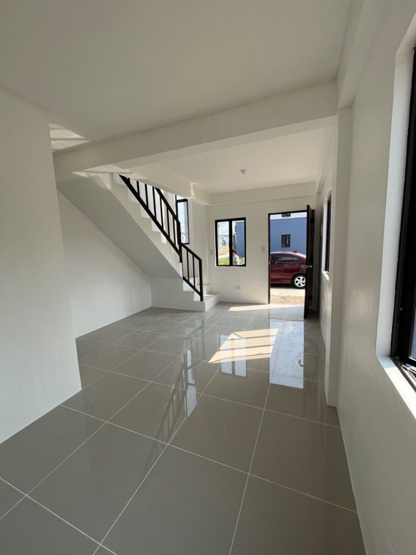 House and Lot for Rent La Aldea Del Monte, Santo Tomas Batangas