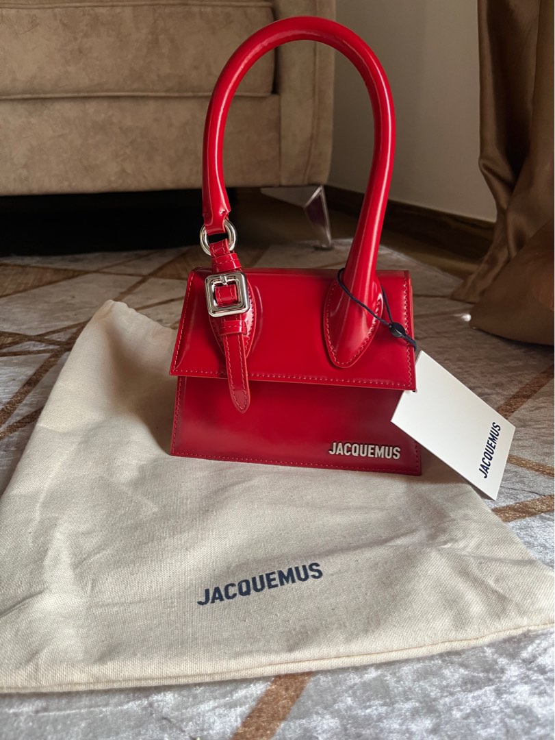 Jacquemus le chiquito red shop
