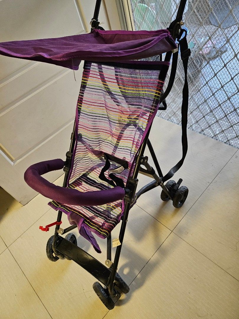 Kid stroller (Category: Strollers) located in Quezon City. Submitted by myprelovedfindsph (Listing ID 1279050644, Image 2). Description: Very light weight kid's stroller, fits up to 6yo, good for travelling..