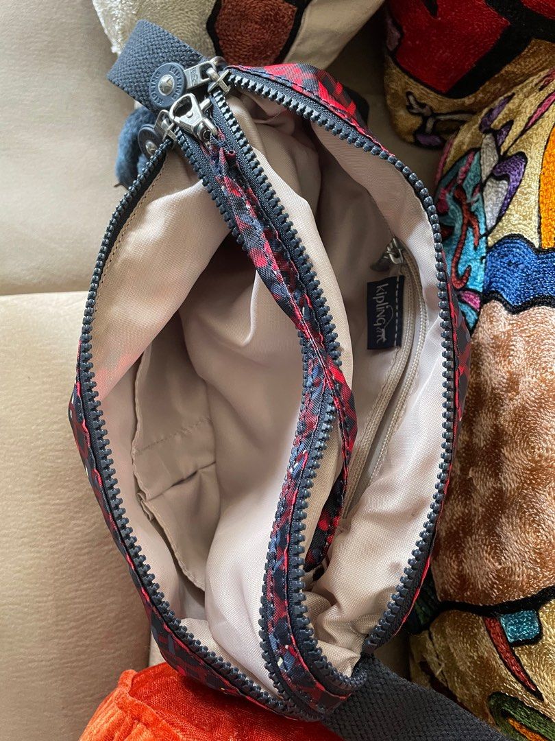 Kipling bags sling top