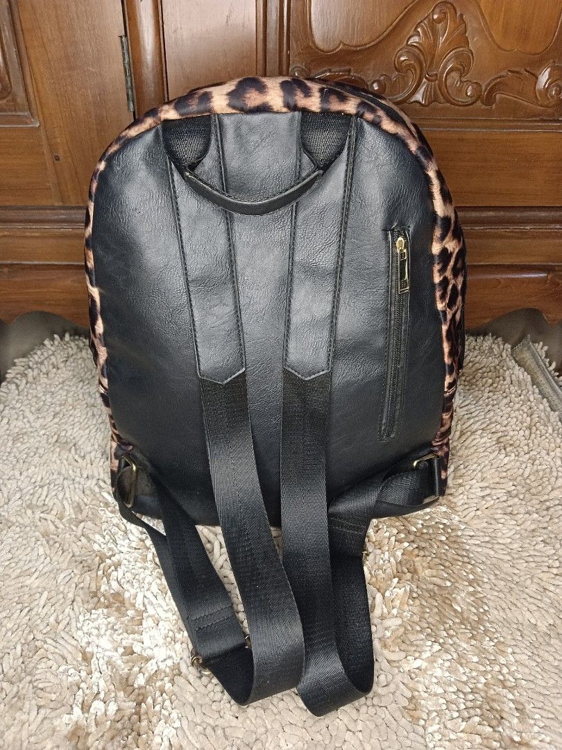Kiss Me Couture Leopard Backpack Fesyen Wanita Tas Dompet di
