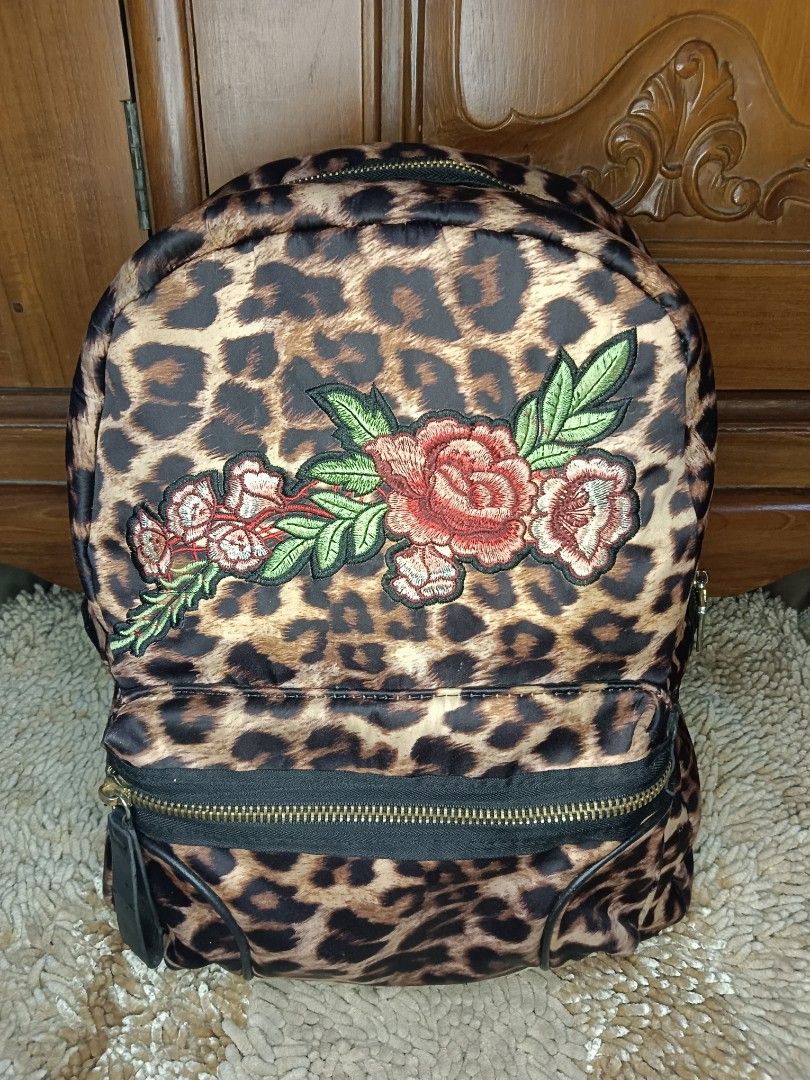 Kiss Me Couture Leopard Backpack Fesyen Wanita Tas Dompet di