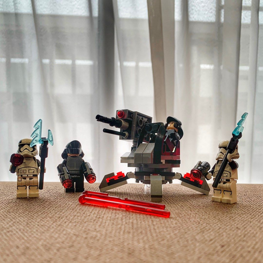 Lego first order hotsell specialist battle pack