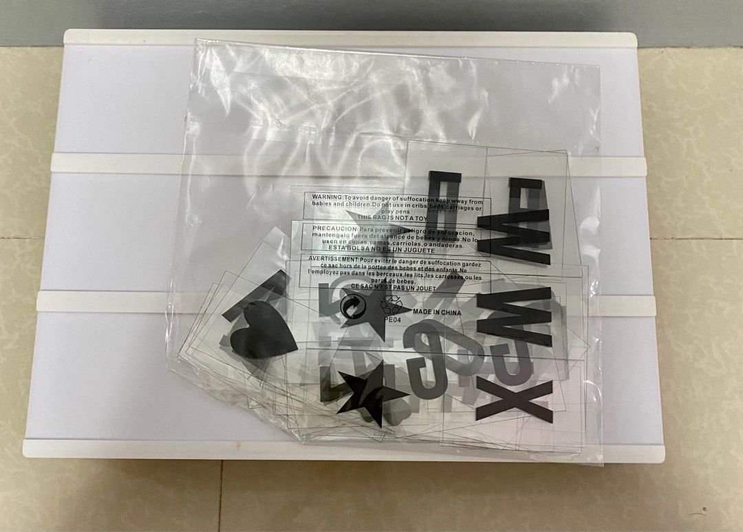 Light Box (Category: Lighting & Studio Equipment) located in Calamba. Submitted by thetidyingupproject (Listing ID 1279118967, Image 2). Description: .
