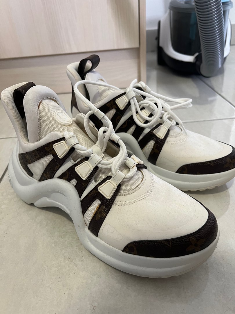 Harga lv hot sale archlight sneaker