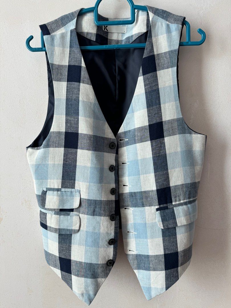 Men Checkered Vest, Men's Fashion, Tops & Sets, Vests on Carousell