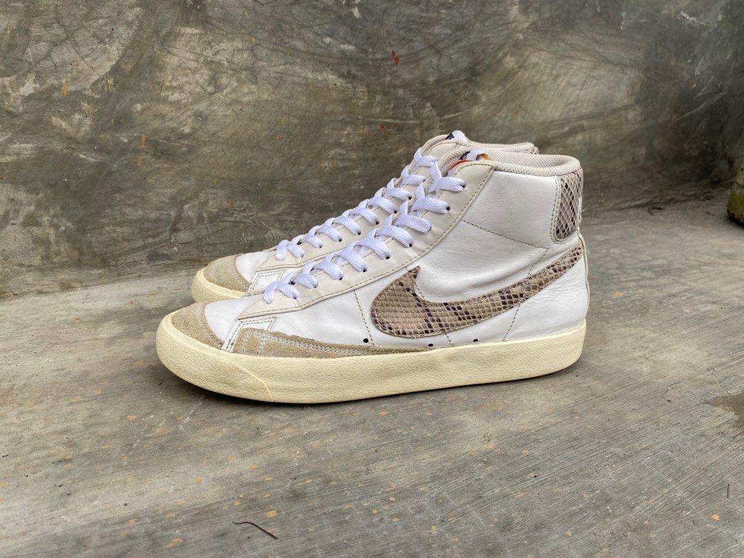 Nike Blazer Mid 77 White Snake Skin Fesyen Pria Sepatu
