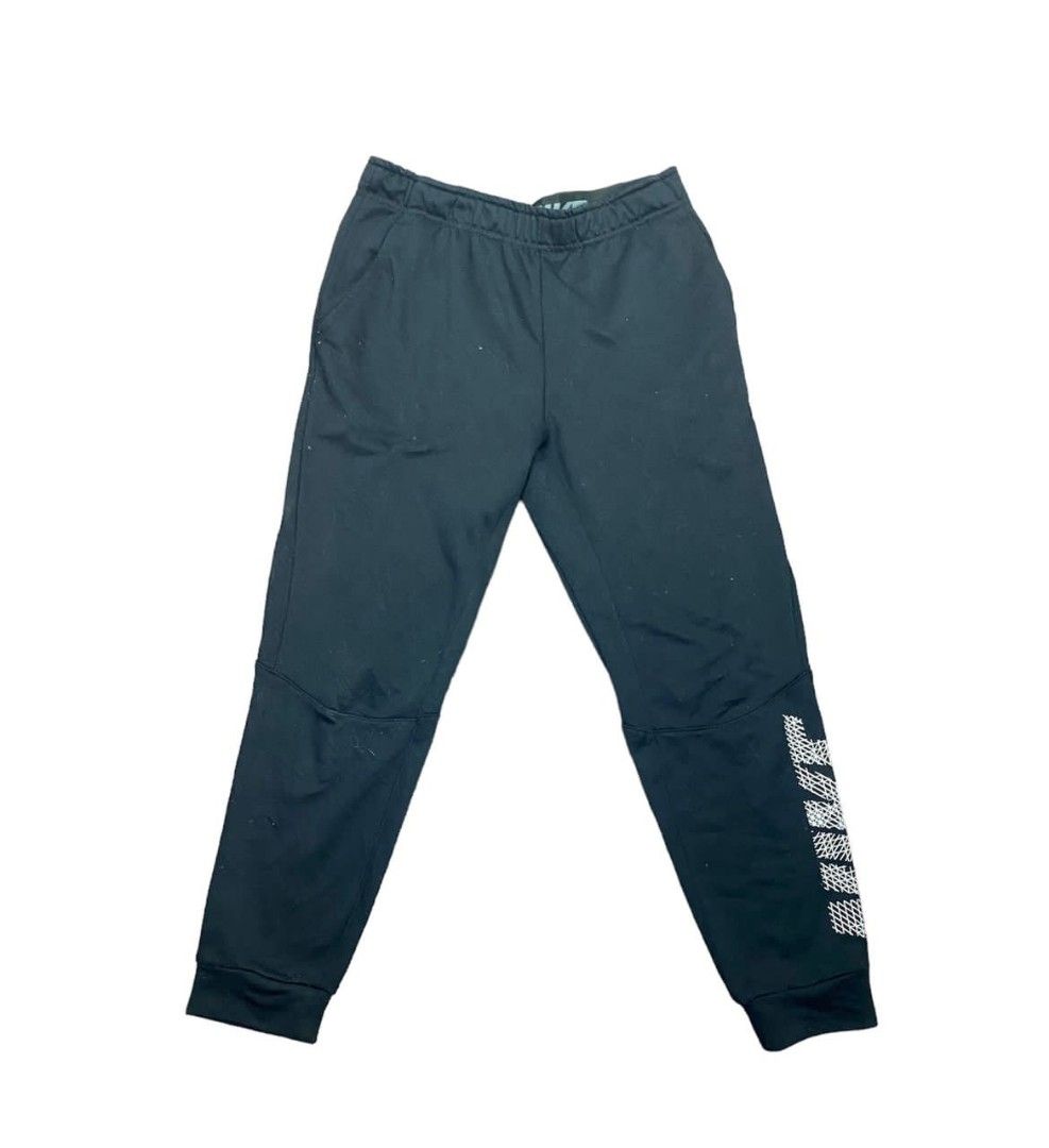 Nike jogger pants Men s Fashion Bottoms Joggers on Carousell