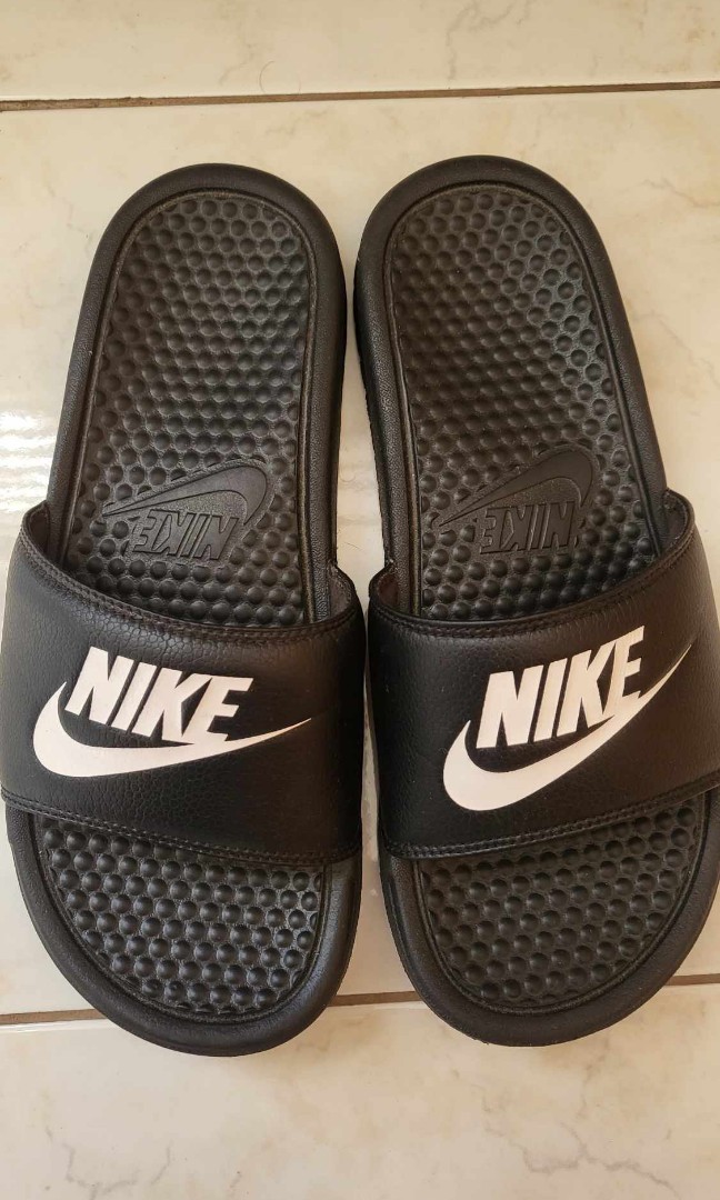 Nike Slippers, Women's Fashion, Footwear, Slippers and slides on Carousell