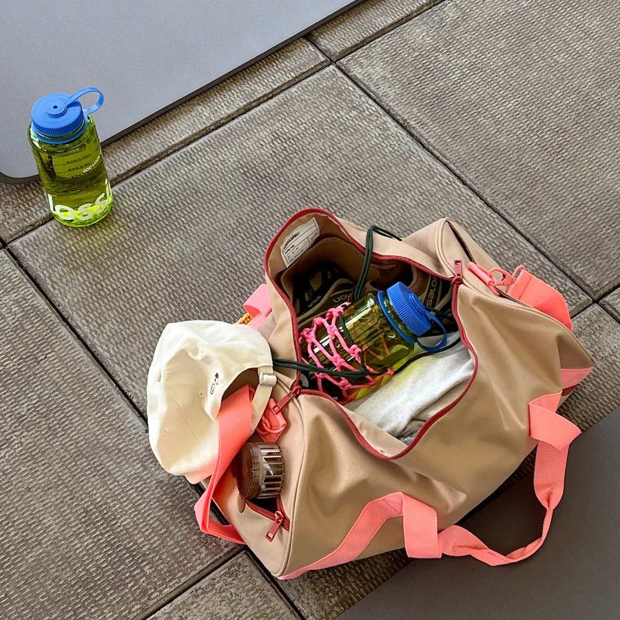 Glossier gym best sale bag