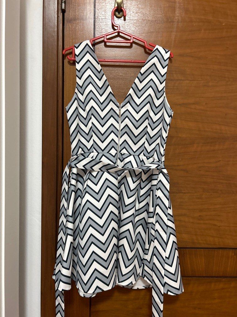 Dorothy perkins zig zag dress store