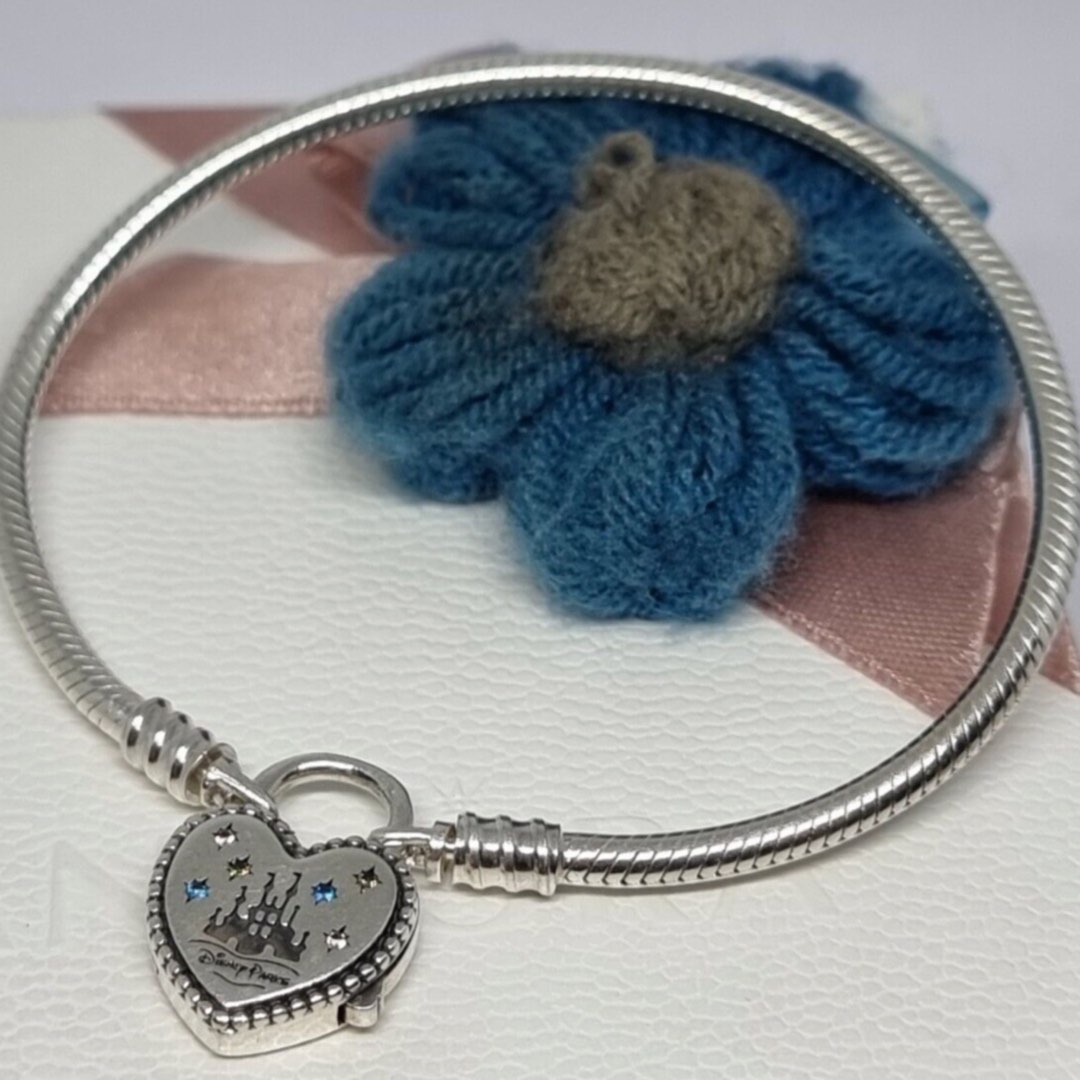 Fantasyland castle heart hotsell bracelet by pandora jewelry