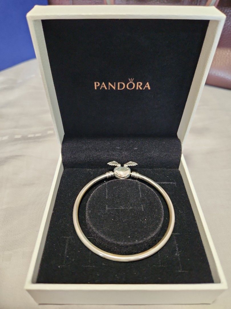 Pandora Moments Winged Heart Bangle 599379C00